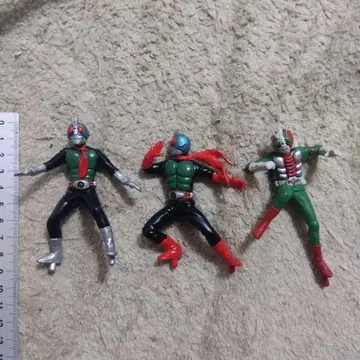 가면라이더 1호, 2호, V3 피규어 세트