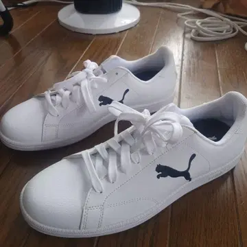 PUMA 소프트폼+ 스니커즈 화이트 28cm