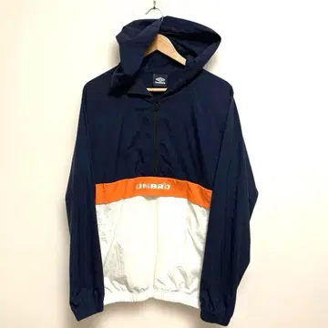 구제 의류 엄브로 UMBRO 나일론 자켓 아노락 후드티 화이트 자수 M