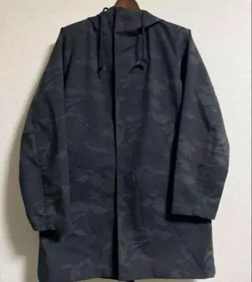marka 마르카 카모플라주 패턴 나일론 마운틴 후드티 모즈 코트
