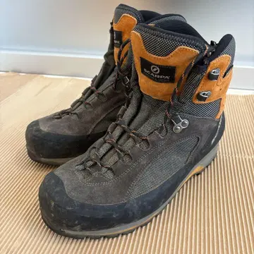 SCARPA 등산화 27.5cm 크리스탈로 GTX