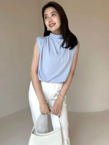 anuans 개더 드레이프 컷 상의 색스