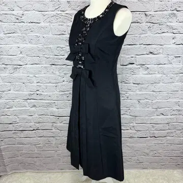 TO BE CHIC 슬리브리스 원피스 사이즈 40 비쥬 있음 411