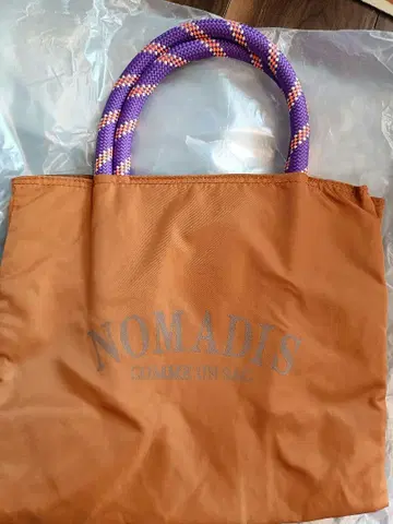 NOMADIS 브라운 토트백 미사용 새상품