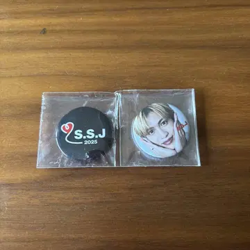 S.S.J 2025 배지 2개 세트