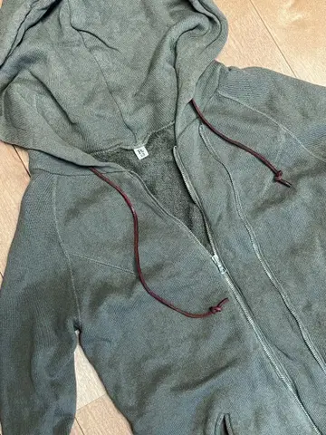 R13 (알 서틴) 후드 맨투맨 바니스뉴욕