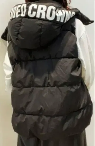 로데오 크라운 후드 로고 충전솜 베스트