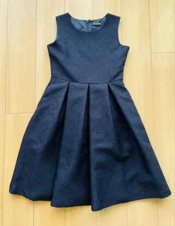 pom ponette L 160 다크 네이비 슬리브리스 무릎 기장 원피스