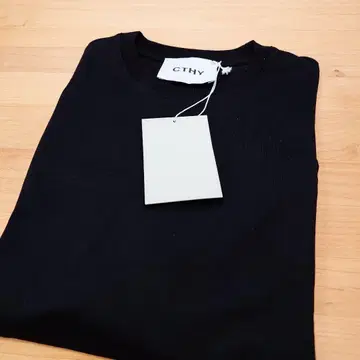 CTHY HIGH GOUGE BASIC H/S TEE 블랙
