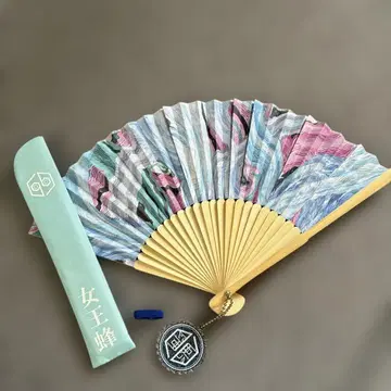 여왕벌 악 투어 NHK홀 부채
