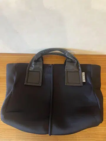 Kawa Kawa 블랙 나일론 토트백