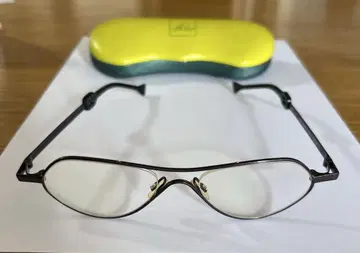Theo 안경