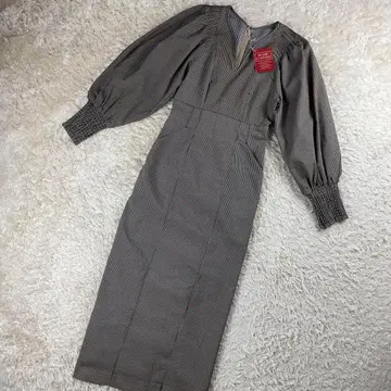택 포함 새상품 ME COUTURE 퍼프 슬리브 레이디 원피스