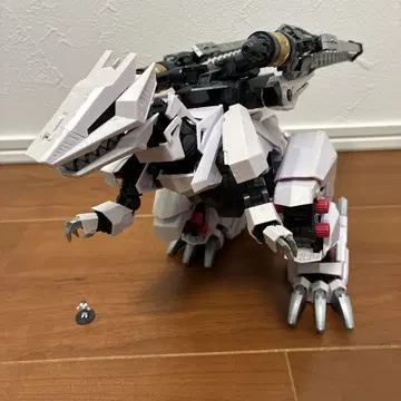 EZ-049 버서크 퓨러 HMM