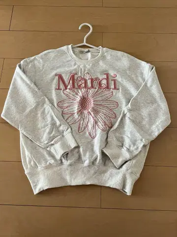 Mardi 꽃무늬 자수 맨투맨 그레이