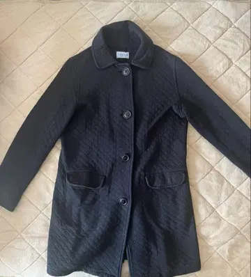 블랙 퀼팅 자켓 루 그라지크