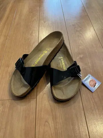 [미사용 새상품] BIRKENSTOCK 마드리드 페이턴트 블랙 27cm