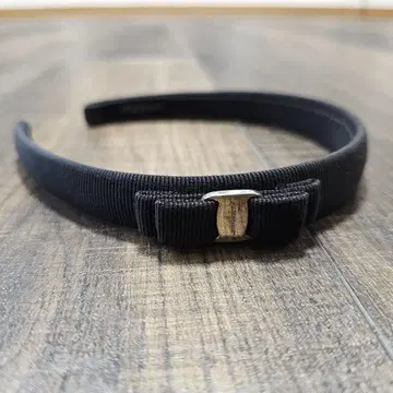 Ferragamo 페라가모 머리띠 블랙