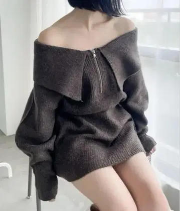 [ 완판 ] Heather 오프숄더 하프 ZIP 미니 원피스