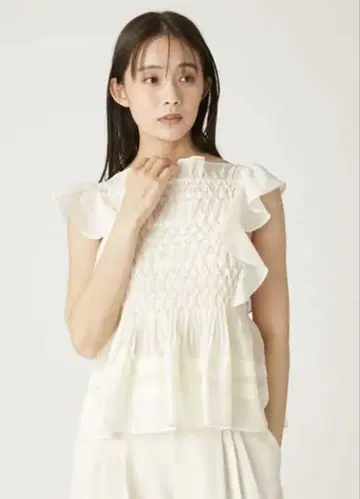 [ 새상품급 ] 프레이 아이디 스모킹 프릴 블라우스