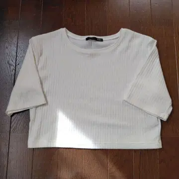 Heather 화이트 크롭 T셔츠