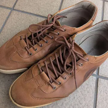 Lacoste 브라운 가죽 스니커즈