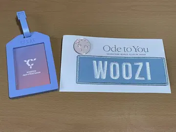 SEVENTEEN 팬클럽 트레이딩 카드 홀더 & WOOZI 와펜