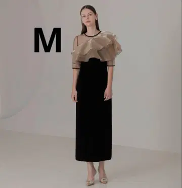 Leja M 사이즈 한쪽 어깨 프릴 블랙 드레스