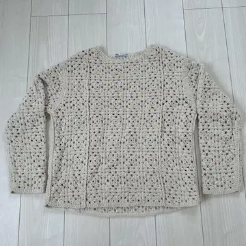 ZARA 니트탑