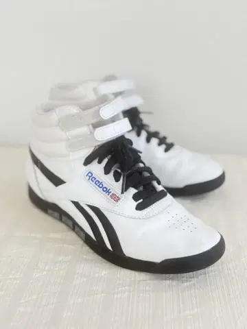 Reebok & X-GIRL 별주 콜라보 리복 프리스타일 하이