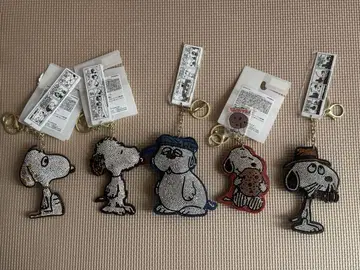 스누피 SNOOPY SIBLINGS 반짝반짝 키링 5세트