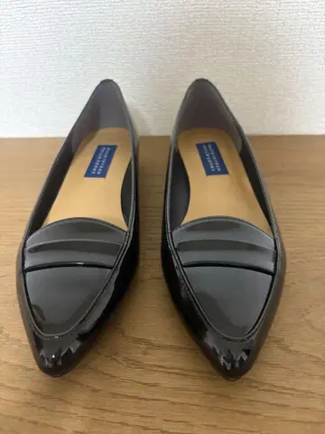 [미사용 새상품] 플랫슈즈 블랙 에나멜