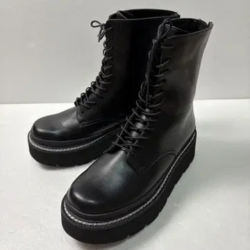 [ 새상품급 ] JEANASIS 레이스업 통굽 부츠 탱크 밑창 블랙 L