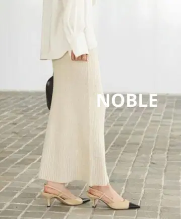 새상품급 NOBLE 노블 리브 니트 타이트 스커트