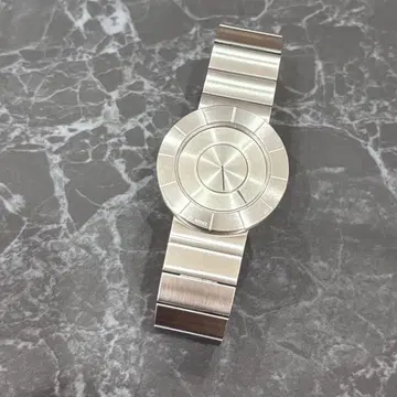 ISSEY MIYAKE TO 스테인리스 쿼츠 손목시계