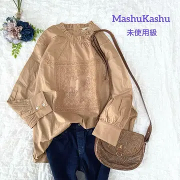 컨디션 최상 MashuKashu 액자 레이스 볼륨 슬리브 블라우스