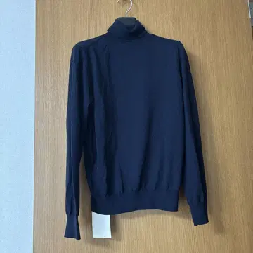 내추럴 뷰티 터틀 하이넥 니트