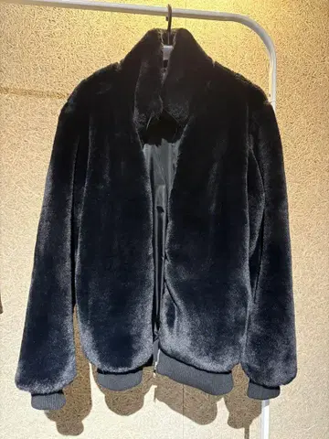 ZARA 퍼 블루종 새상품급 자켓 가을/겨울 레어 완판템 모드 캐주얼