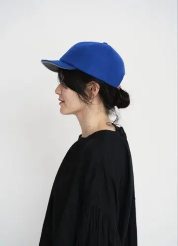 [ 미사용 새상품 ] 울 캡 블루 무지 울 혼방