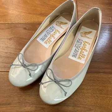 컨디션 최상 farfalle 파르팔레 에나멜 발레 슈즈 23.5