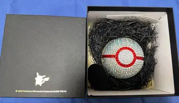 스와로브스키 프리미어 볼 포켓몬