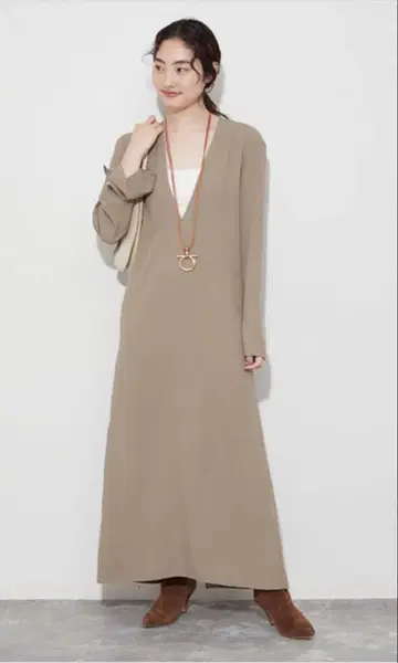 미사용 Plage R'IAM I라인 V넥 원피스