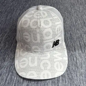 New Balance 뉴발란스 메쉬 캡 화이트
