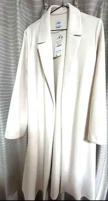 미사용 택 포함 ZARA 스웨이드 코트