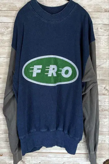 프릭스스토어 FRO 로고 트레이닝복