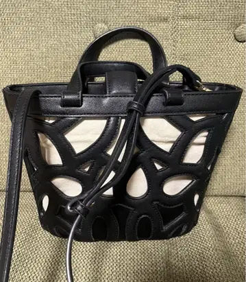 ZARA 컷워크 미니백 블랙