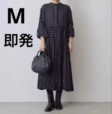 댓글 필수 새상품 BEARDSLEY 비어즐리 도트 개더 원피스