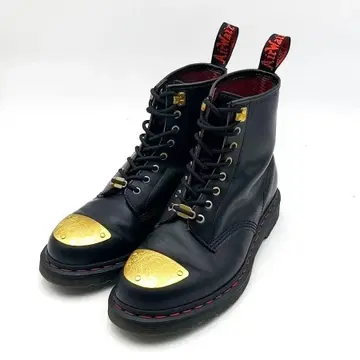 닥터마틴 8홀 부츠 이어 오브 더 드래곤 10-25020603