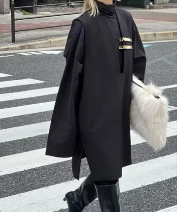 U넥 베이직 라인 롱 베스트 / size S/M / 블랙