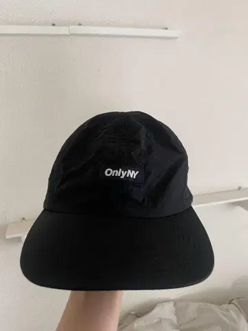 OnlyNY 블랙 캡 미국제